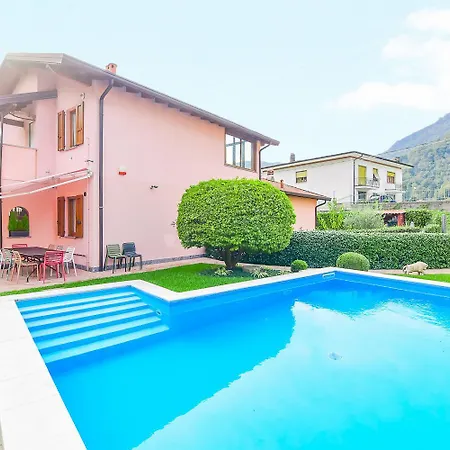 Feriehus Bellagio Private Swimming Pool